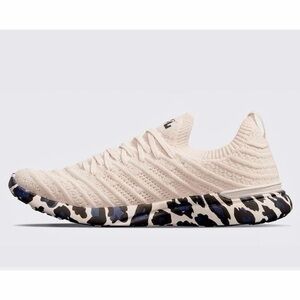 APL Women's Techloom Wave Sneaker Pink Creme/Black/Leopard